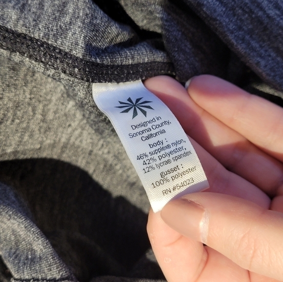 WOMEN'S Athleta Excursion Tight Jogger Leggings Size small dark grey rib knit - Picture 13 of 15